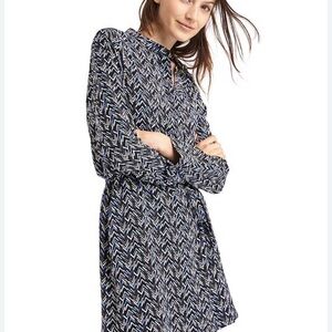 GAP Printed tie-belt long sleeve shirtdress